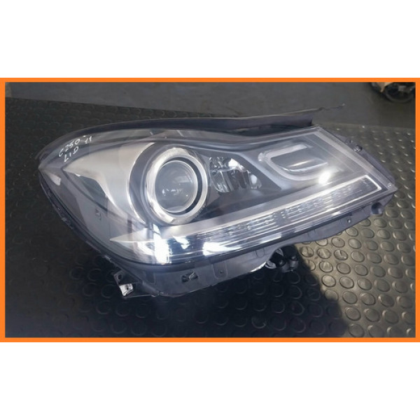 Farol Direito Com Xênon Mercedes C180 C200 C250 C300
