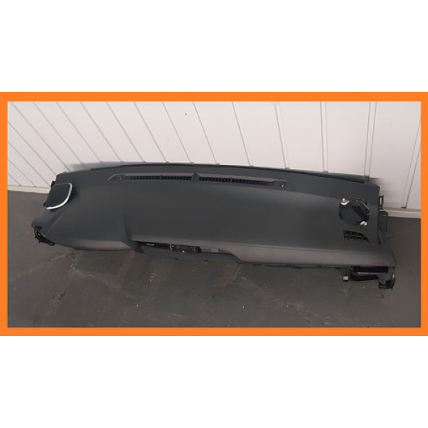 Capa Do Painel Tabelier Toyota Hilux 2021 2022 2023 Preto